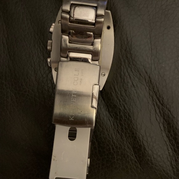 ⌚️⌚️⌚️BOGOHO ⌚️⌚️⌚️Kenneth Cole Stainless Steel Watch - Picture 8 of 9